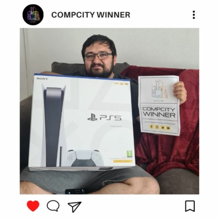 MARTIN GARDINER PS5 Disc Edition IW CompCity Giveaways